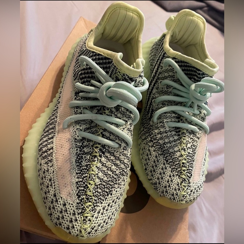 Yeezy Boost 350 V2 ‘Yeezreel Reflective’